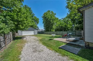 1007 Lake Ave, Elyria, OH 44035 - Photo 36