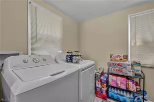 1007 Lake Ave, Elyria, OH 44035 - Photo 12