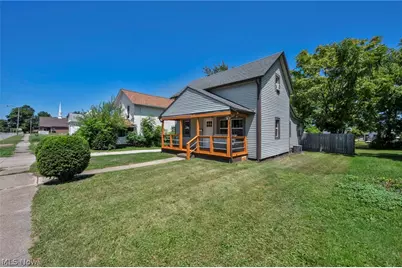 1007 Lake Avenue, Elyria, OH 44035 - Photo 4
