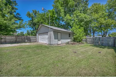 1007 Lake Avenue, Elyria, OH 44035 - Photo 40