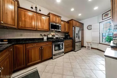 3000 Whispering Shores Drive, Vermilion, OH 44089 - Photo 12