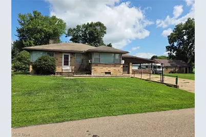495 Maple Street, Duncan Falls, OH 43734 - Photo 1