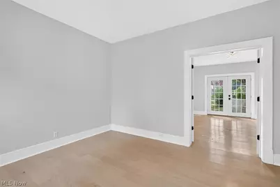 3925 Bridge Avenue, Loveland, OH 44113 - Photo 14