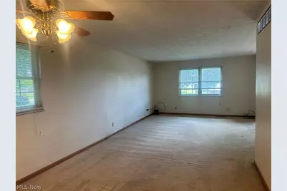 105 Randolph Road, Marietta, OH 45750 - Photo 2