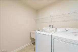 129 Eagle Cir, Amherst, OH 44001 - Photo 26