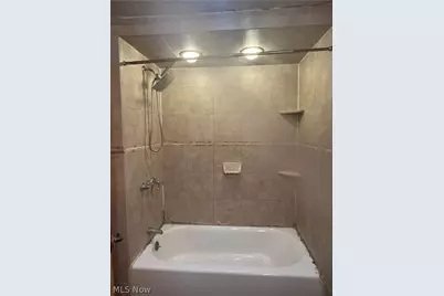 1498 Overlook Drive, Akron, OH 44314 - Photo 10