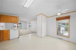 35157 Center Ridge Rd, North Ridgeville, OH 44039 - Photo 12