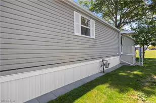 35157 Center Ridge Rd, North Ridgeville, OH 44039 - Photo 30