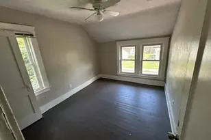319 W 18th St, Lorain, OH 44052 - Photo 8