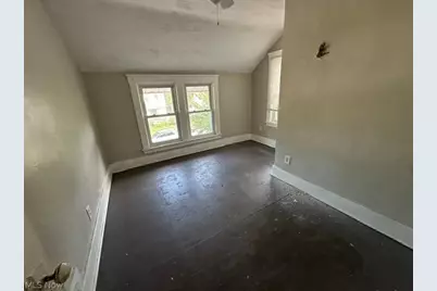 319 W 18th Street, Lorain, OH 44052 - Photo 10