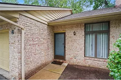 1260 Boardman Canfield Road #6, Boardman, OH 44512 - Photo 2