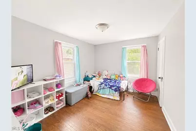 3735 Elbertus Avenue, Youngstown, OH 44507 - Photo 6
