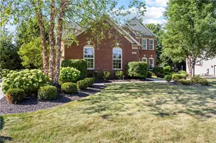 35263 Emory Dr, Avon, OH 44011 - Photo 2