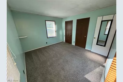 507 W Vine Street, Martins Ferry, OH 43935 - Photo 22
