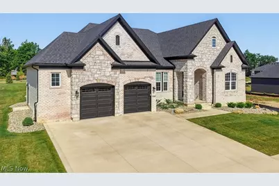 336 Arboretum Court, Fairlawn, OH 44304 - Photo 2