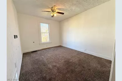 1433 Kenmore Boulevard, Akron, OH 44314 - Photo 16