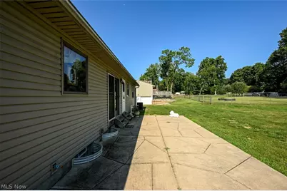 577 Catalina Drive, Akron, OH 44319 - Photo 6