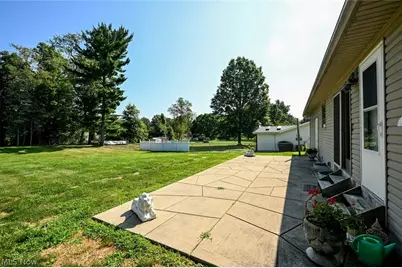 577 Catalina Drive, Akron, OH 44319 - Photo 8