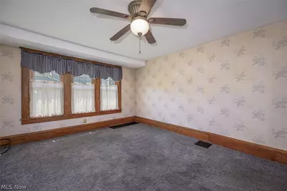246 Lawrence Street, Ravenna, OH 44266 - Photo 12