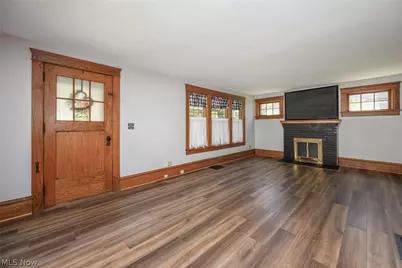 246 Lawrence Street, Ravenna, OH 44266 - Photo 8