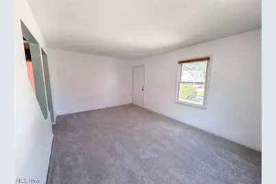 841 Chinook Avenue, Akron, OH 44305 - Photo 6