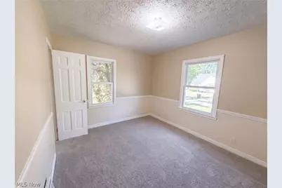 841 Chinook Avenue, Akron, OH 44305 - Photo 10