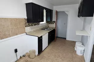 15712 Westview Ave, Loveland, OH 44128 - Photo 6