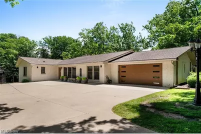 685 Sunnyside, Vermilion, OH 44089 - Photo 1