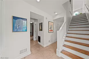 2011 Villa Carabelli Dr, Loveland, OH 44106 - Photo 10