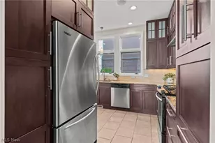 2011 Villa Carabelli Dr, Loveland, OH 44106 - Photo 20