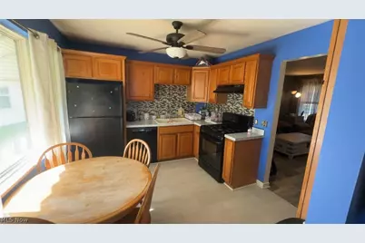 2358 Nesmith Lake Boulevard, Akron, OH 44314 - Photo 2