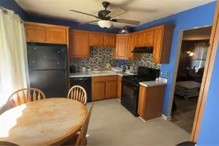 2358 Nesmith Lake Blvd, Akron, OH 44314 - Photo 2