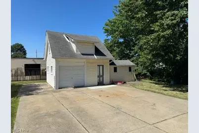 1370 Bellview Street, Wickliffe, OH 44092 - Photo 2