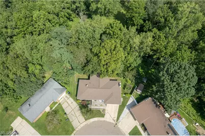 374 Woodlawn Reserve Road, Akron, OH 44305 - Photo 2