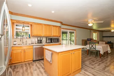 374 Woodlawn Reserve Road, Akron, OH 44305 - Photo 12