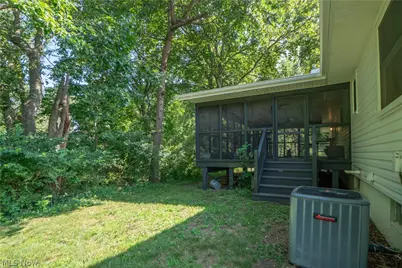 374 Woodlawn Reserve Road, Akron, OH 44305 - Photo 40