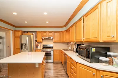 374 Woodlawn Reserve Road, Akron, OH 44305 - Photo 14