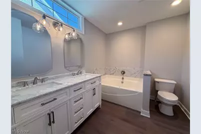 90 Lake Pointe Circle, Canfield, OH 44406 - Photo 6