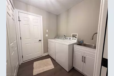90 Lake Pointe Circle, Canfield, OH 44406 - Photo 12