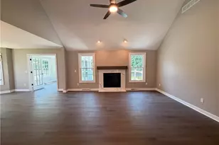 90 Lake Pointe Cir, Canfield, OH 44406 - Photo 4