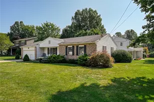 407 Holliston Rd, Fairlawn, OH 44333 - Photo 2