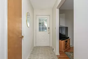 407 Holliston Rd, Fairlawn, OH 44333 - Photo 4