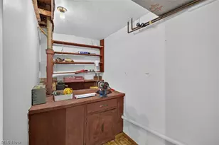 34260 Glen Dr, Eastlake, OH 44095 - Photo 36