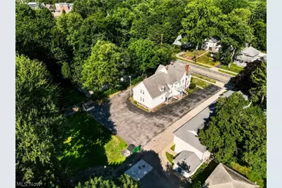 225 Mentor Avenue, Painesville, OH 44077 - Photo 32
