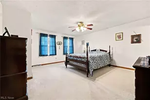 5303 Deercreek Ct, Sheffield Village, OH 44054 - Photo 4