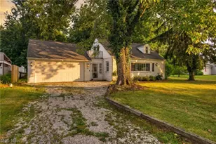 16 E Shore Blvd, Eastlake, OH 44095 - Photo 2