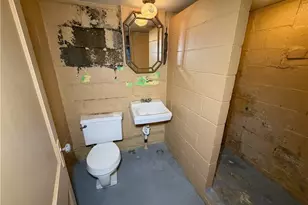 1512 Wyoming Ave, East Liverpool, OH 43920 - Photo 32