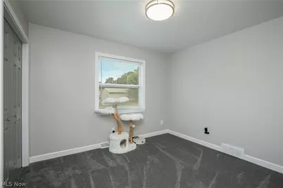 472 Columbine Avenue, Akron, OH 44312 - Photo 20