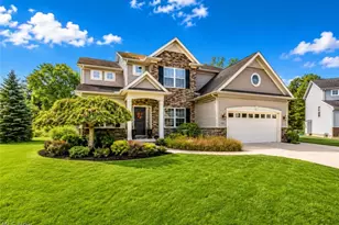 8006 Dovegate Circle, Mentor, OH 44060 - Photo 4