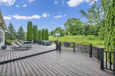 8006 Dovegate Circle, Mentor, OH 44060 - Photo 44